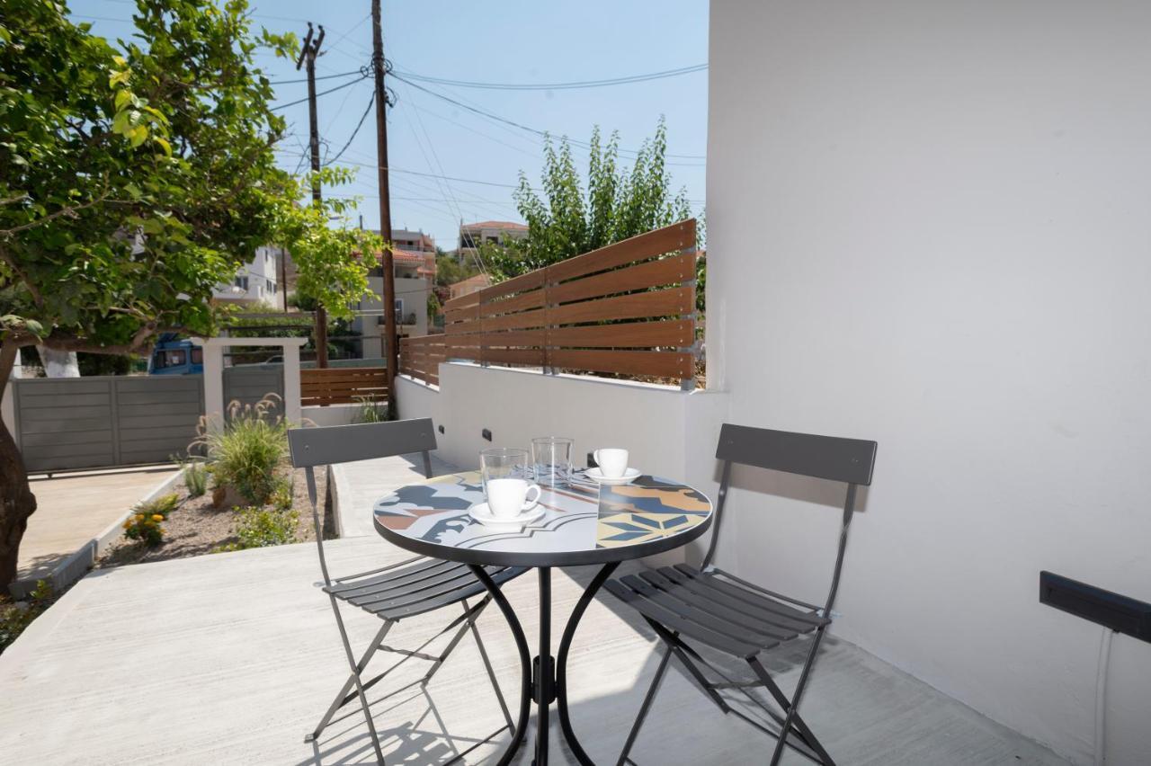 Camara Luxury Apartments Пилос Экстерьер фото